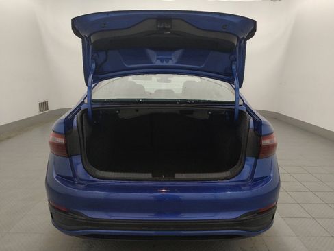 Used 2024 Volkswagen Jetta SE FWD image 29