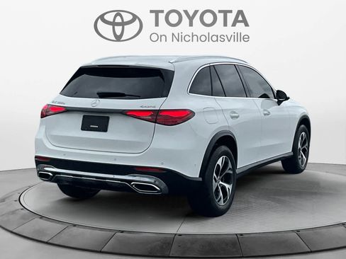 Used 2025 Mercedes-Benz GLC 350e 4MATIC image 6