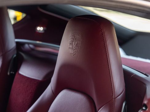 Certified 2024 Porsche 718 Cayman S RWD image 29