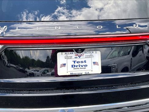 New 2026 Lincoln Aviator AWD image 9