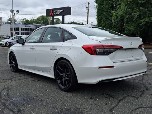 Used 2022 Honda Civic Sport image 4