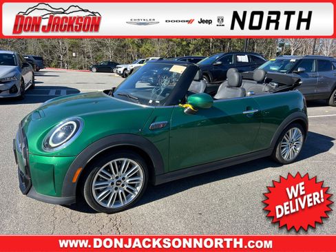 Used 2024 MINI Cooper S image 1