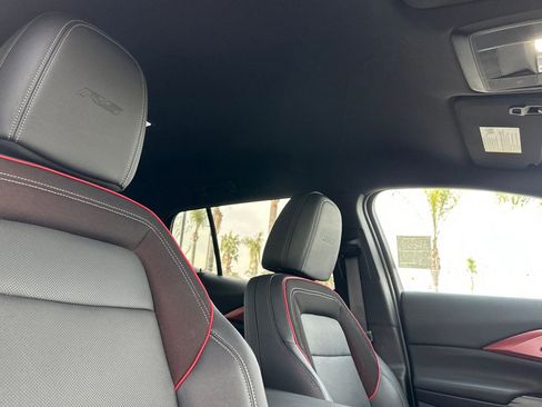 Used 2024 Chevrolet Equinox EV RS image 18