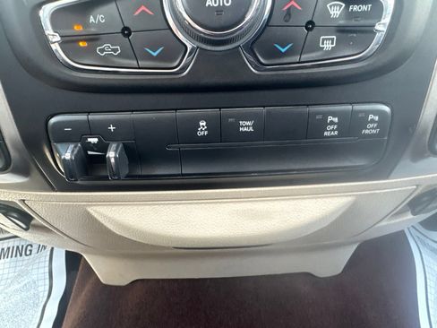Used 2019 RAM 1500 Big Horn AWD/4WD image 22