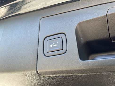 Used 2024 Cadillac XT5 Sportv w/ LPO, Floor Liner Package AWD/4WD image 48