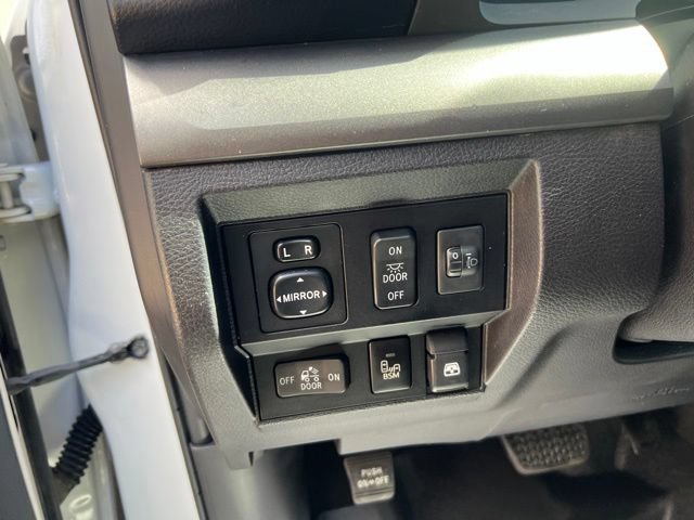 Used 2016 Toyota Tundra SR5 w/ TRD Off Road Package AWD/4WD image 15