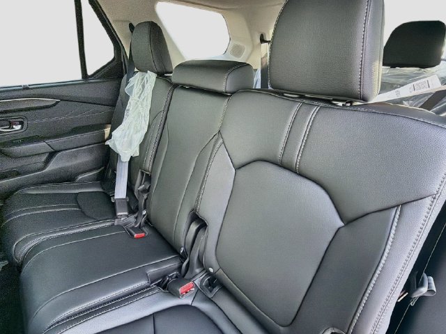 New 2026 Honda Pilot Touring image 23