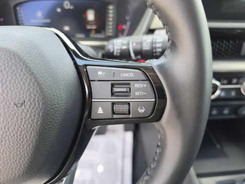 Used 2026 Honda CR-V EX-L image 31