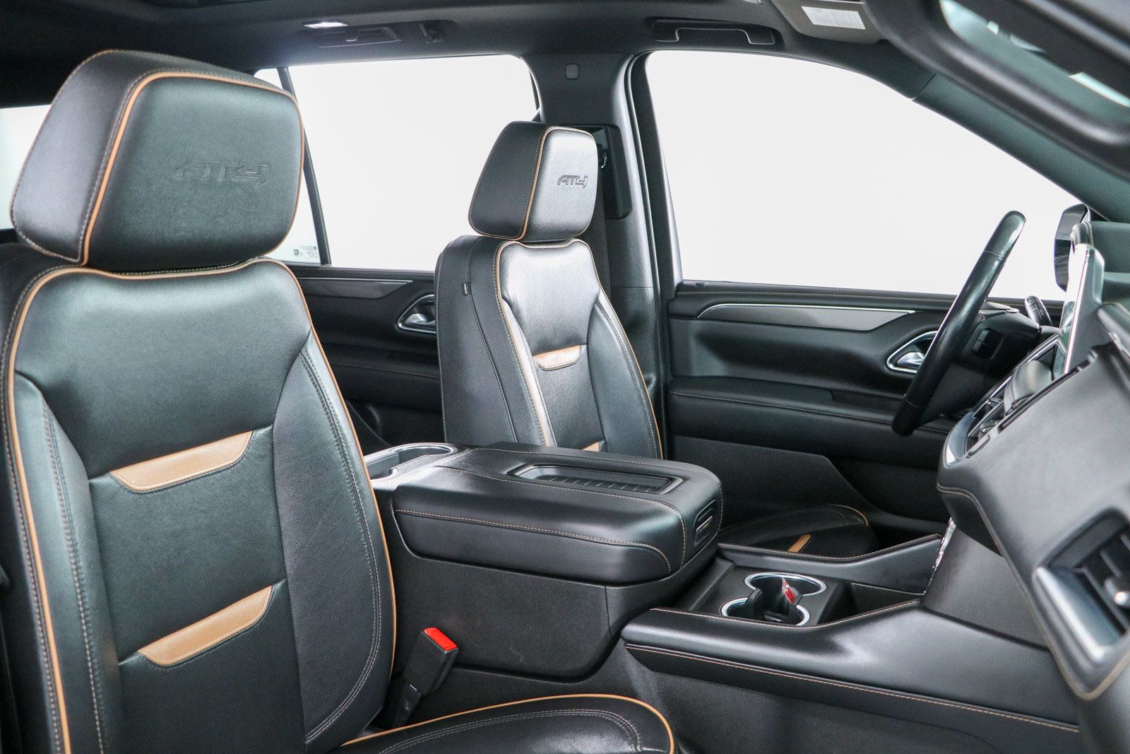 Used 2022 GMC Yukon AT4 AWD/4WD image 31