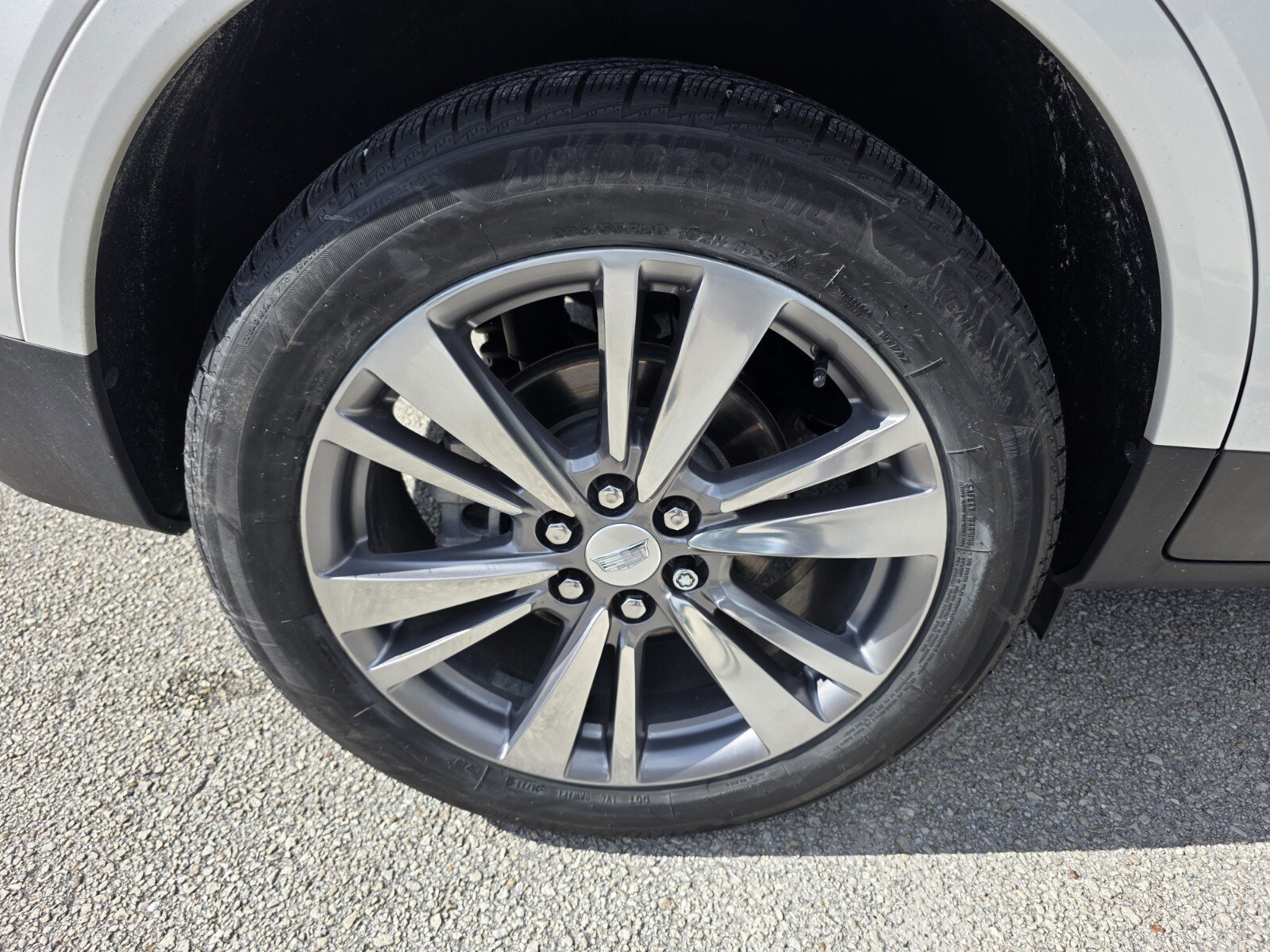 Used 2024 Cadillac XT5 Premium Luxury FWD image 9
