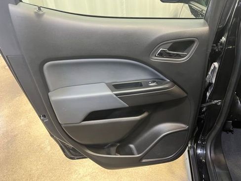 Used 2019 Chevrolet Colorado Z71 image 26