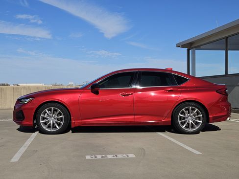 Used 2021 Acura TLX image 2