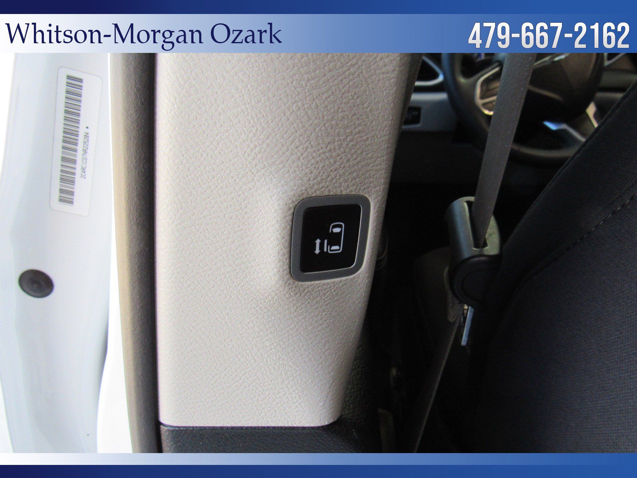 Used 2022 Chrysler Voyager LX FWD image 25