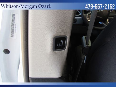 Used 2022 Chrysler Voyager LX FWD image 25