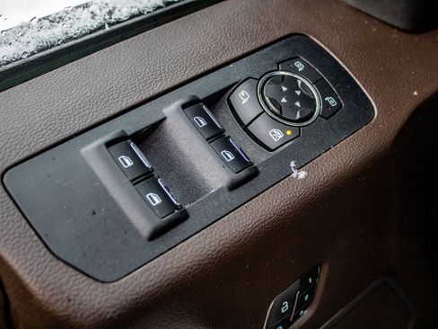 Used 2019 Ford F150 King Ranch w/ Equipment Group 601A Luxury image 37