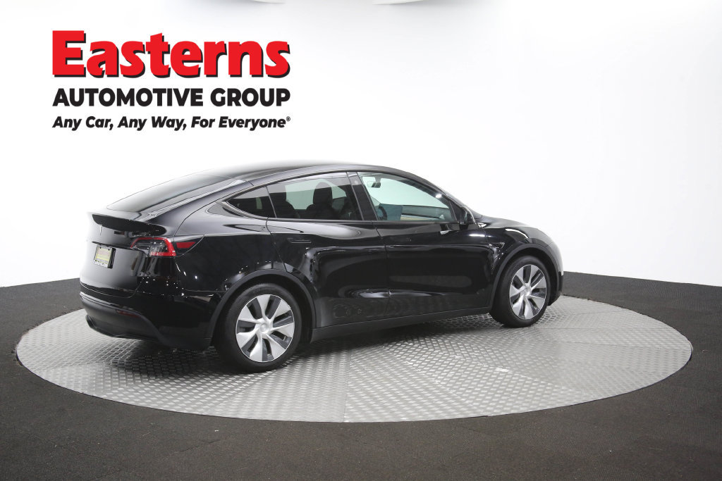 Used 2021 Tesla Model Y Long Range AWD/4WD image 39