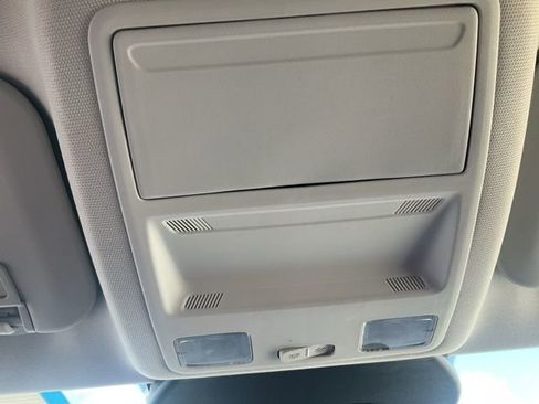 Used 2024 Ford Escape SE FWD image 21