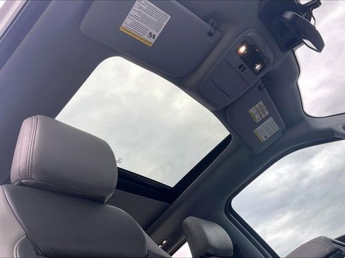 Used 2021 Ford F150 XLT w/ Equipment Group 302A High image 27