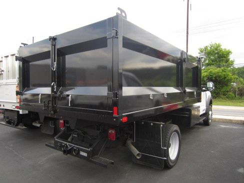 New 2025 Ford F550 4x4 Regular Cab Super Duty image 6