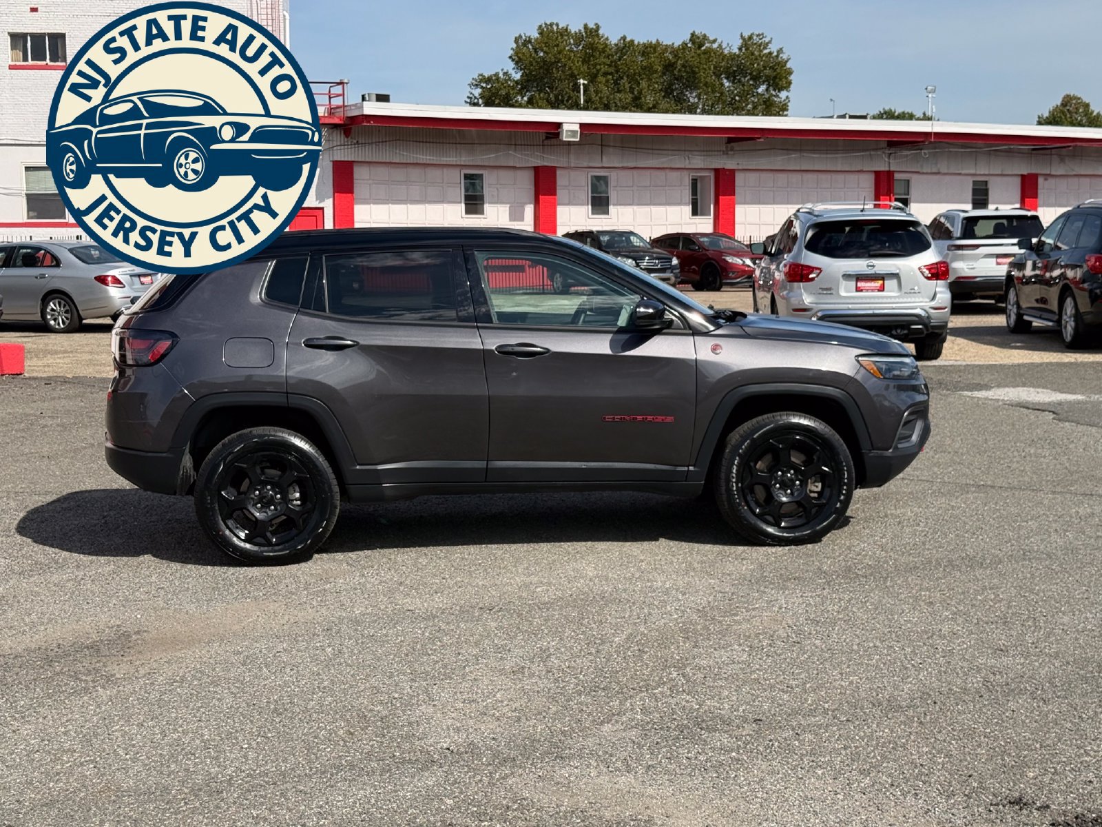 Used 2023 Jeep Compass Trailhawk w/ Trailhawk Elite Group AWD/4WD image 15