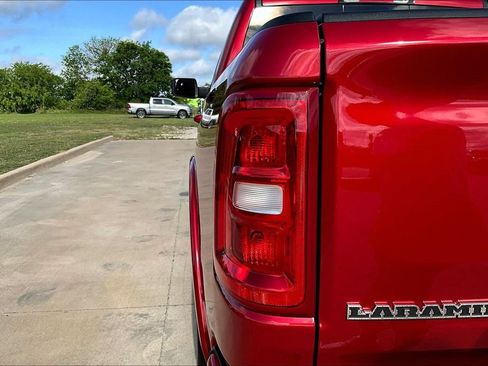 New 2026 RAM 1500 Laramie w/ Laramie Southwest Edition AWD/4WD image 18