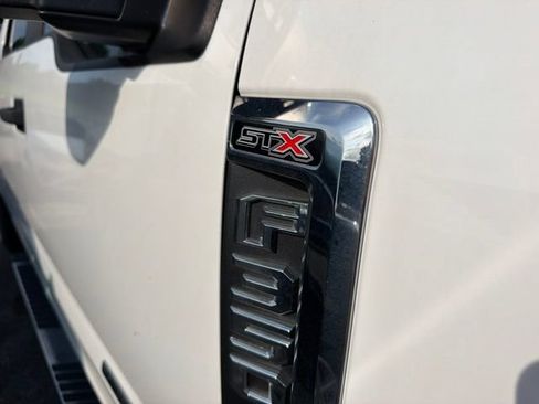 Used 2020 Ford F350 XL w/ STX Appearance Package AWD/4WD image 10