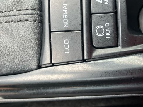 Used 2025 Toyota Camry LE w/ Convenience Package AWD/4WD image 28