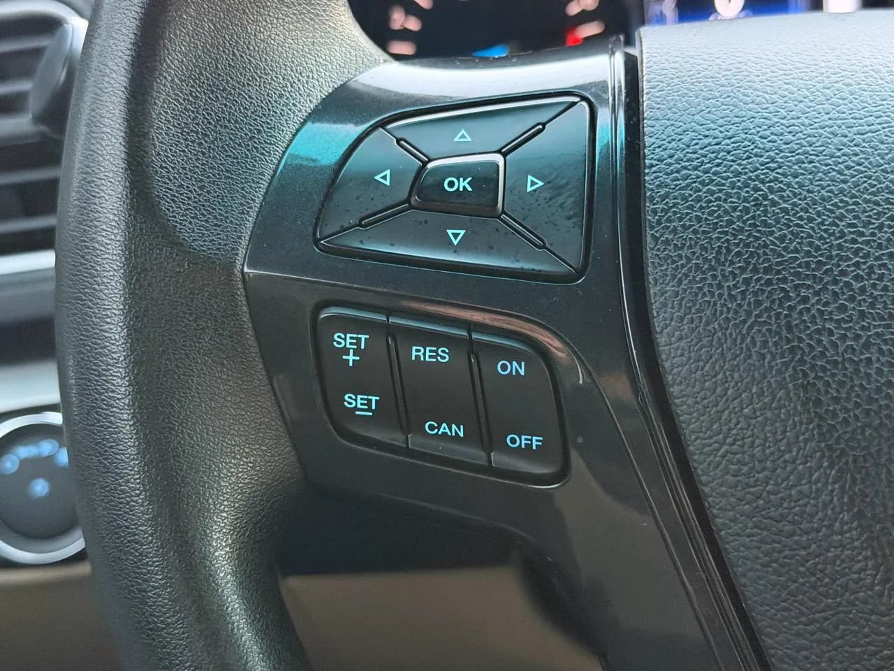Used 2016 Ford Explorer 4WD image 15