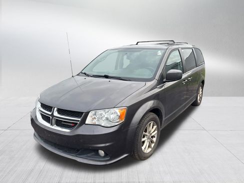 Used 2019 Dodge Grand Caravan SXT FWD image 9