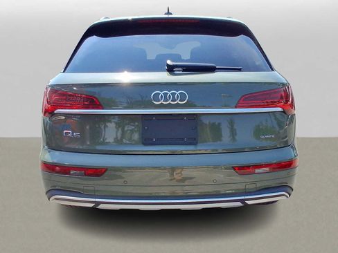 Used 2023 Audi Q5 2.0T Premium w/ Convenience Package AWD/4WD image 29