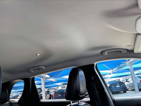 Used 2020 Jeep Cherokee Latitude Plus image 13