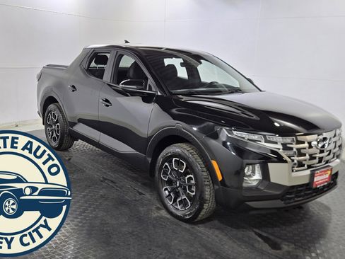 Used 2022 Hyundai Santa Cruz SEL image 1