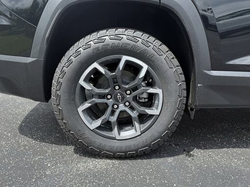 New 2026 Chevrolet Equinox ACTIV w/ Safety and Technology Package image 33