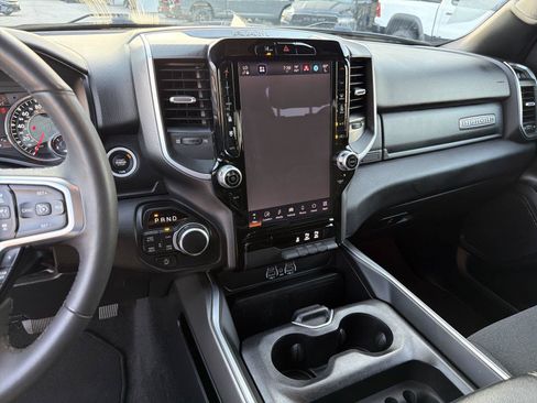 Used 2025 RAM 1500 Big Horn AWD/4WD image 26