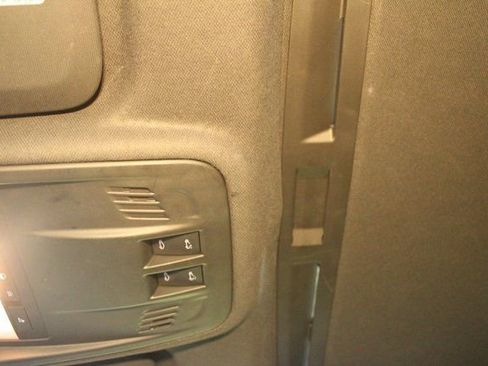 Used 2018 Chevrolet Cruze Premier image 26