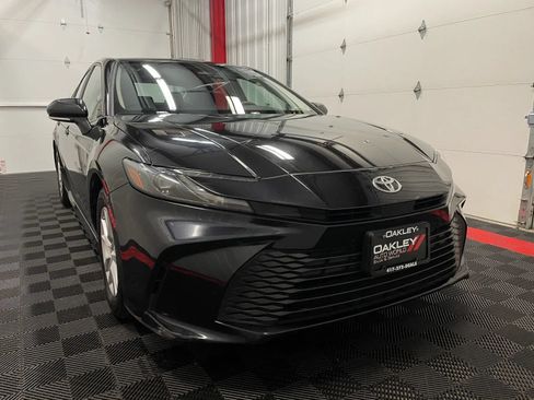 Used 2025 Toyota Camry LE FWD image 6