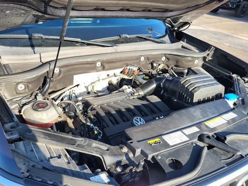 Used 2022 Volkswagen Atlas Cross Sport SEL image 34