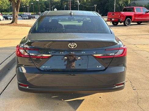Used 2025 Toyota Camry LE FWD image 7
