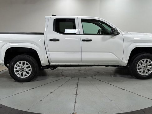Certified 2025 Toyota Tacoma SR image 6