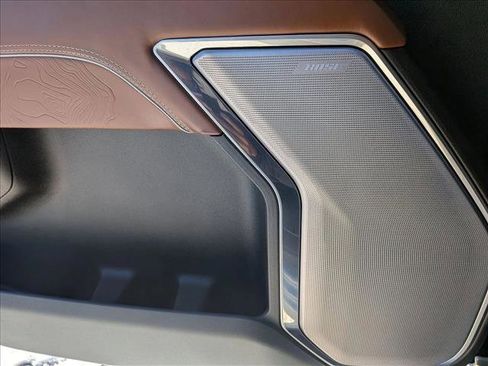 Used 2025 GMC Sierra 3500 Denali Ultimate image 16