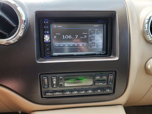 Used 2006 Ford Expedition Eddie Bauer image 20