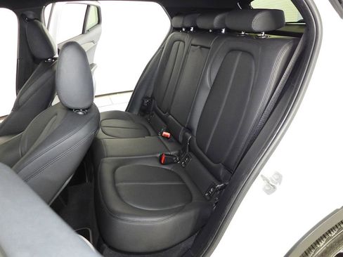 Used 2019 BMW X2 sDrive28i image 21