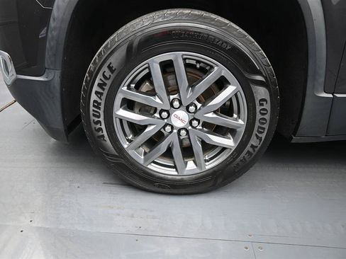 Used 2018 GMC Acadia SLT AWD/4WD image 18