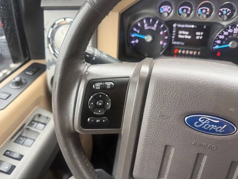 Used 2016 Ford F350 Lariat w/ Lariat Interior Package AWD/4WD image 25