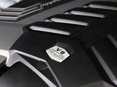 Used 2023 Lamborghini Urus Performante image 62