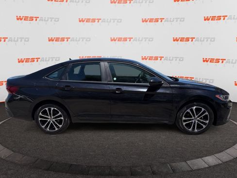 Used 2025 Volkswagen Jetta Sport FWD image 6