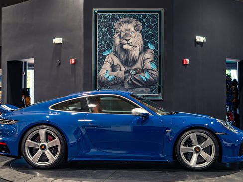 Used 2023 Porsche 911 Sport Classic RWD image 60