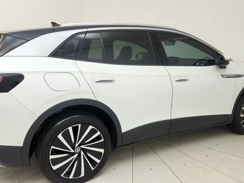 Used 2023 Volkswagen ID.4 Pro S Plus AWD/4WD image 29