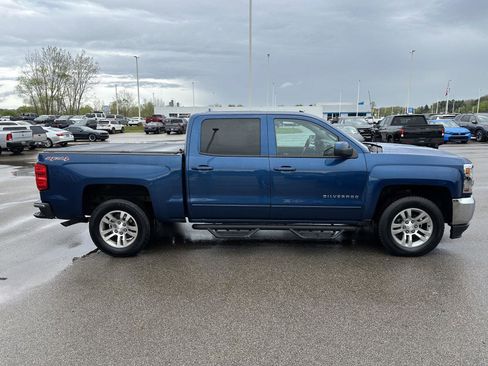 Used 2017 Chevrolet Silverado 1500 LT w/ All Star Edition AWD/4WD image 9