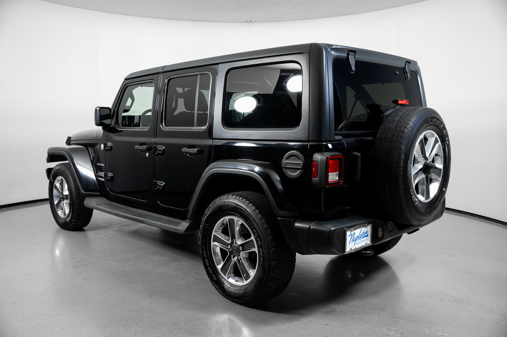 Used 2021 Jeep Wrangler Unlimited Sahara AWD/4WD image 12